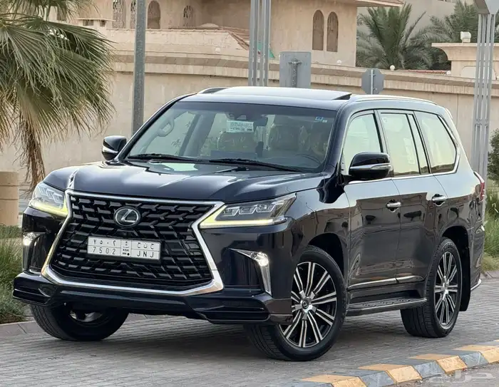 جيب لكزس LX570 فل كامل 2019 سعودي 2
