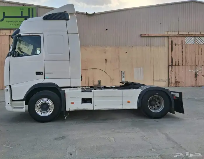 للبيع شاحنة فولفو 2