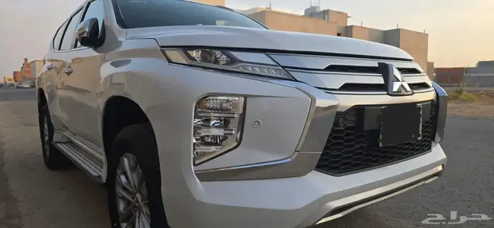 ميتسوبيشي مونتيرو 5