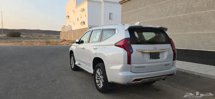 ميتسوبيشي مونتيرو 9