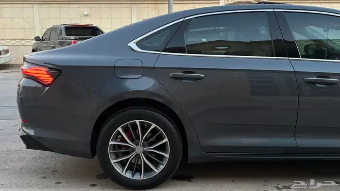 جيلي بريفيس 2025 نص فل غاية للمستخدم 13