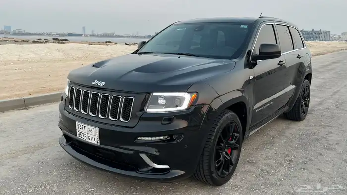 جيب جراند شروكي SRT 2013 9