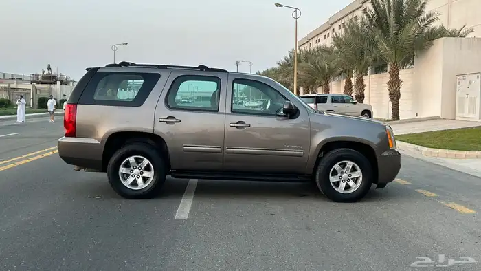 جمس يوكن 2011 قصير دبل ممشى قليل 9