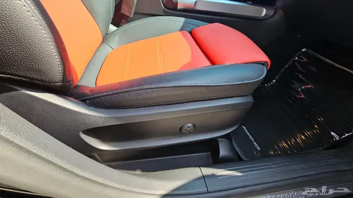 مرسيدس GLB200 - موديل 24 للتنازل 23