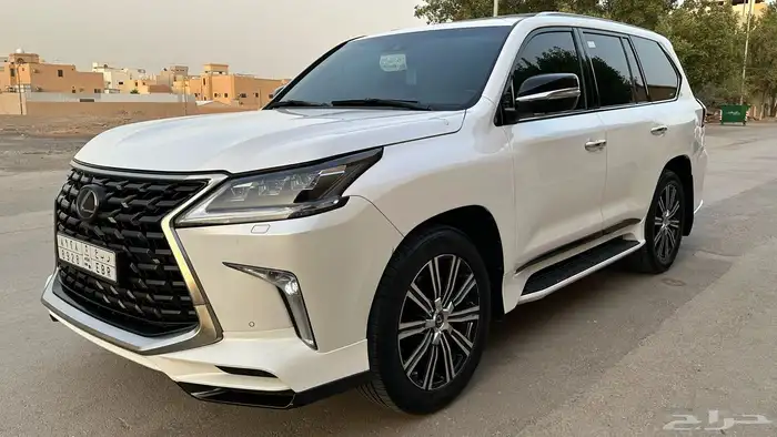 لكزس LX 570 سبورت موديل 2021 8