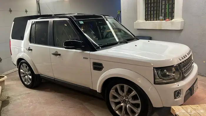 لاند روفر LR4 2