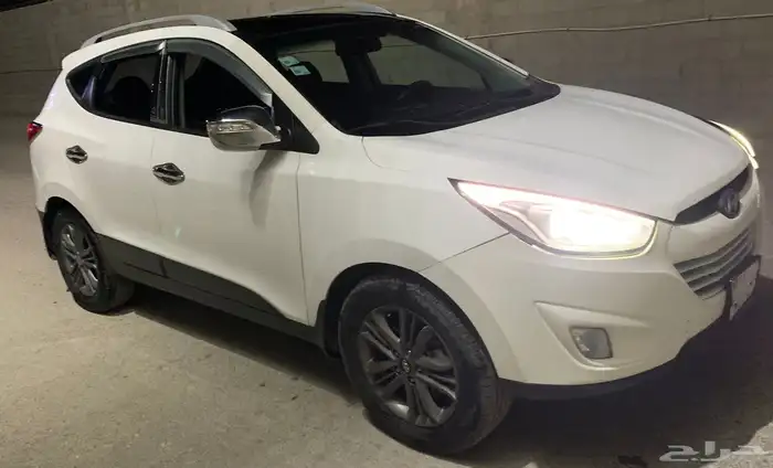 توسان 2015 نص فل حالة جيدة جدا 9