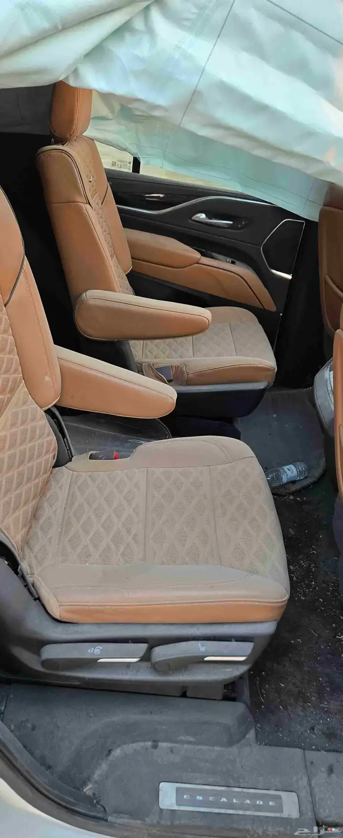 كاديلاك اسكاليد 2023 مصدوم 13