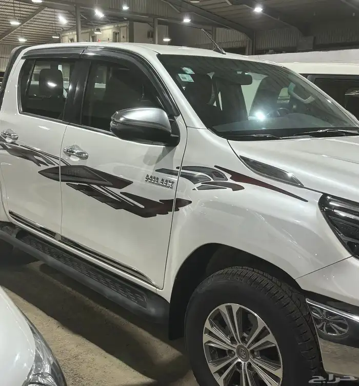 هايلكس غمارتين دبل اتوماتيك. فل كامل بنزين 9