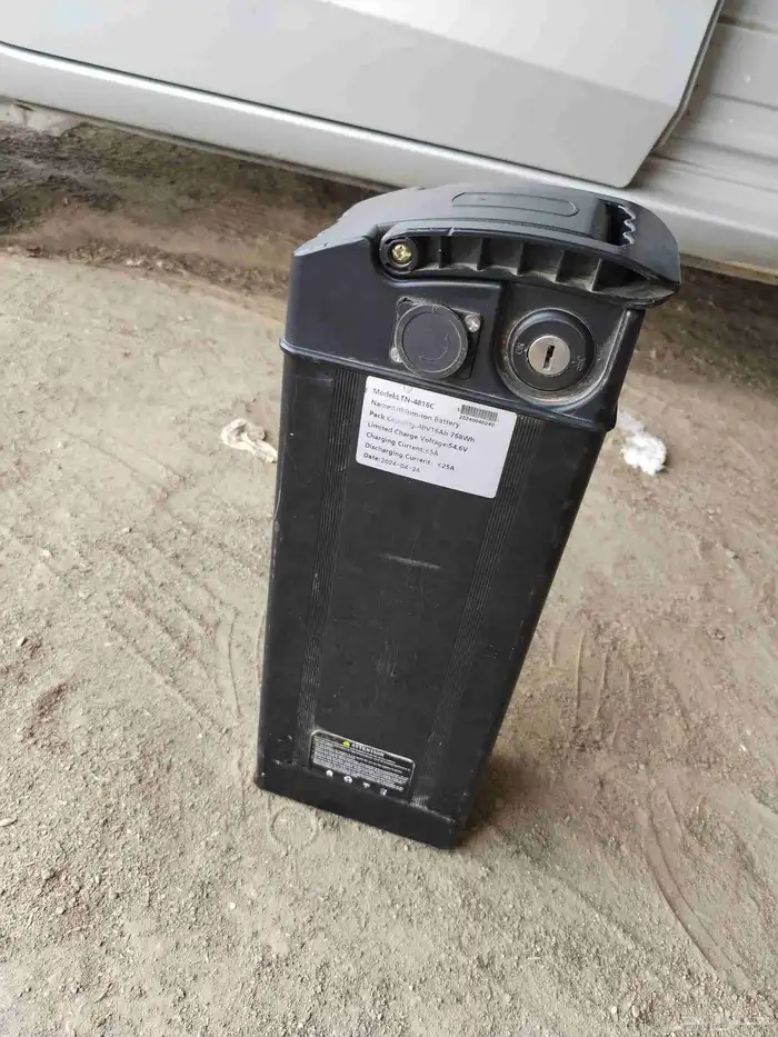 بطارية سكوتر للبيع مستخدم نظيف 4