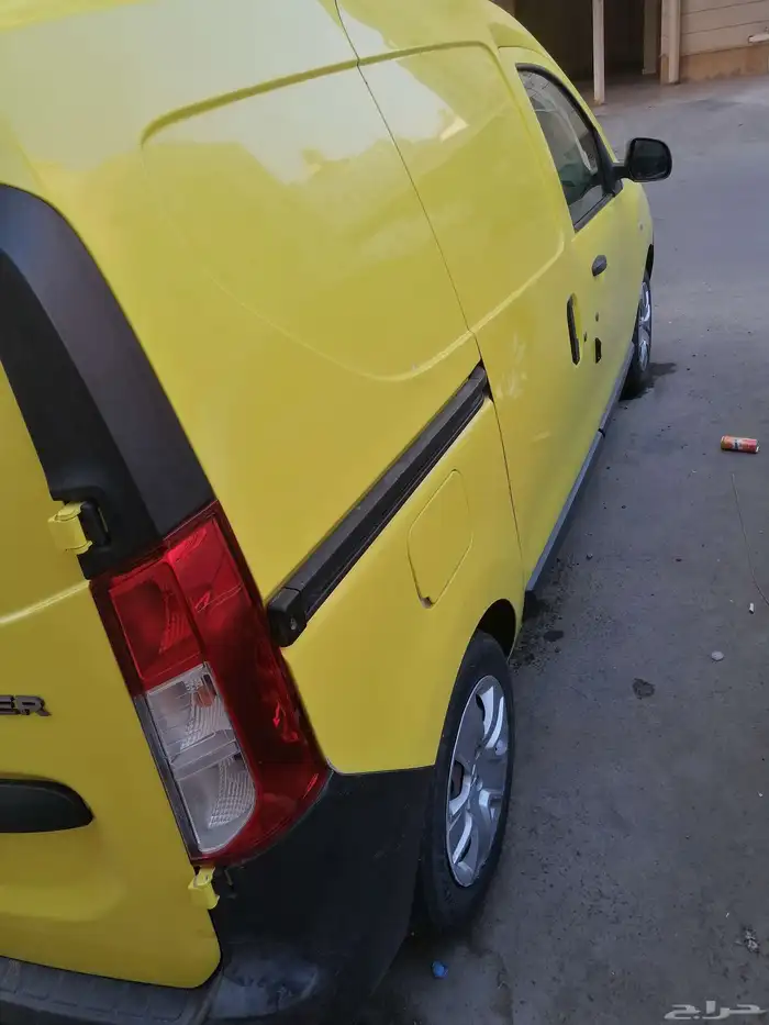 سياره رينو نقل بضايع موديل 2020 للايجار الشهري 1