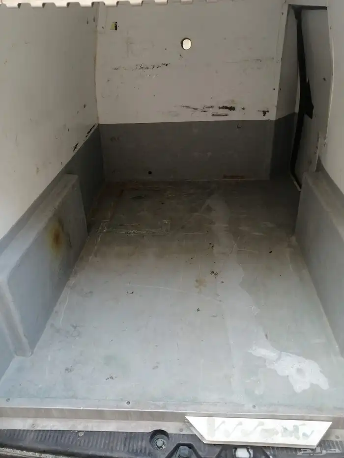 سياره رينو نقل بضايع موديل 2020 للايجار الشهري 4