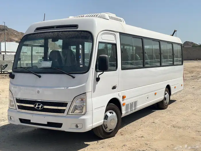 باص هيونداي 23 و 26 راكب 2023 4