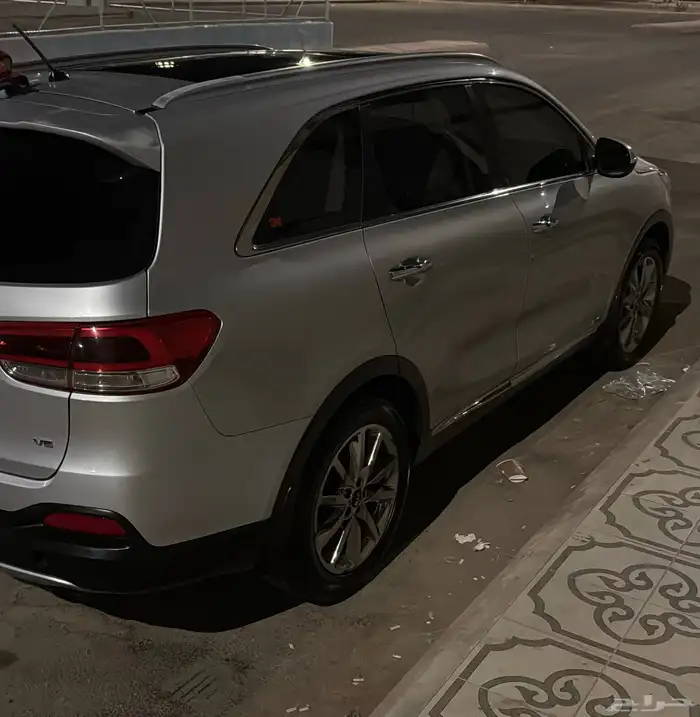 كيا سيورنتو 21