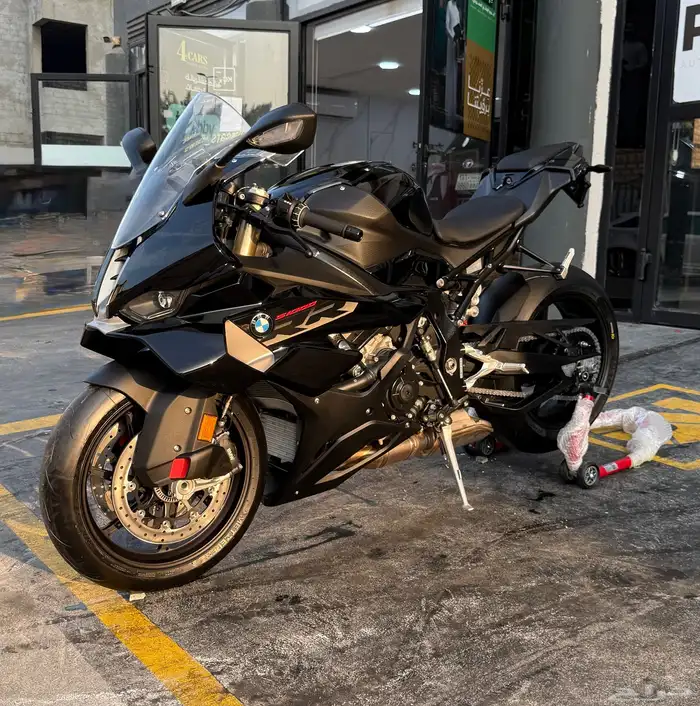 للبيع 2025 BMW S1000RR جديد اصفار 0
