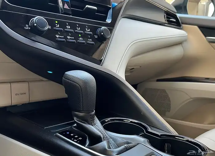 تويوتا كامري 2022 LE عداد 41 شد بلد 15