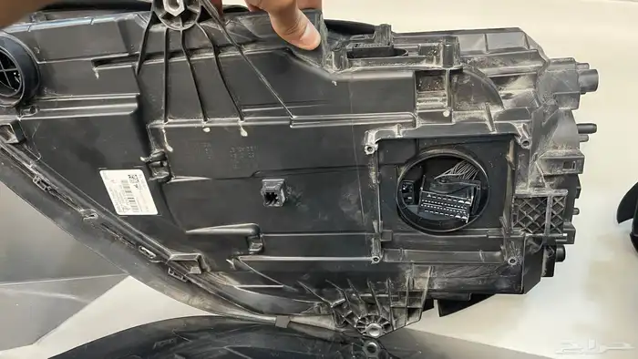 انوار بورش ماكان 2019 2023 اصلي وكاله نظيف 6