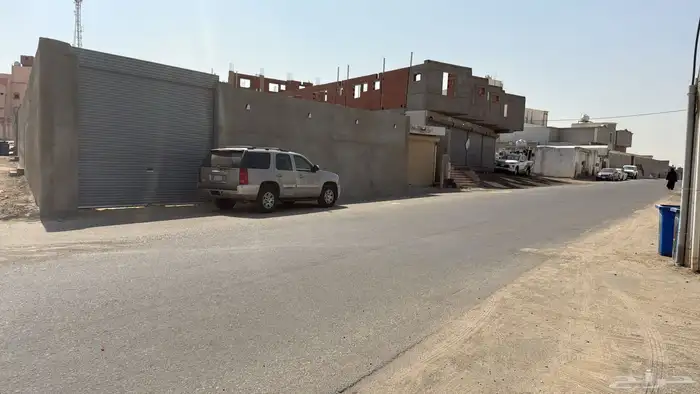 حوش للإيجار بحي بريمان 13