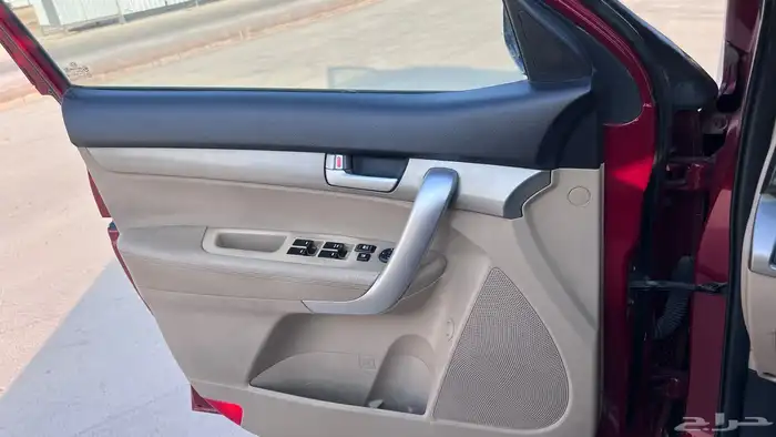 كيا سورينتو 2012 10