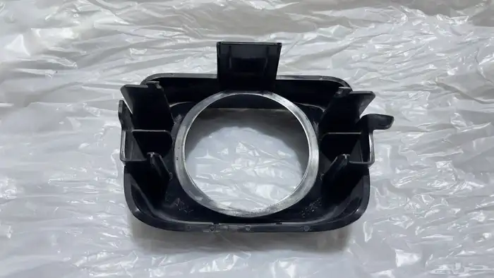 رادار دودج تشارجر RT 2023 مع قاعدته وكشاف يسار مع قاعدته 12