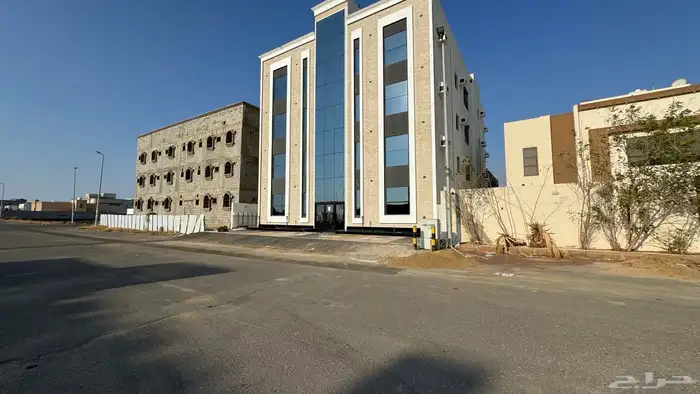 شقه فاخره للبيع جيزان حي السويس 2