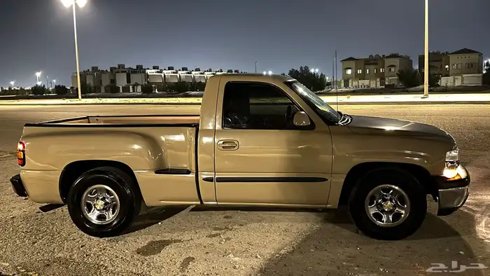 السلام عليكم للبيع سلفرادور مخصر 5