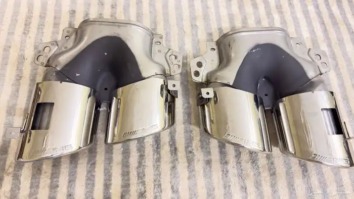 مخارج اقزوز مرسدس 1