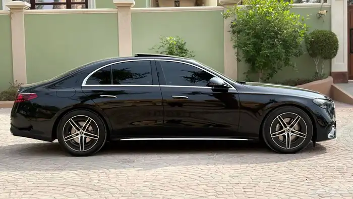 مرسيدس 4MATIC AMG E300 2024 13