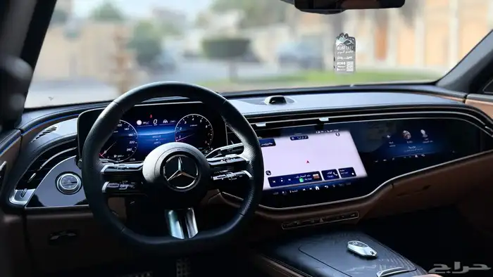 مرسيدس 4MATIC AMG E300 2024 32