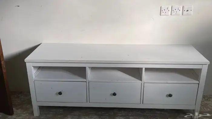 طاوله تلفزيون ب 150 ريال 0