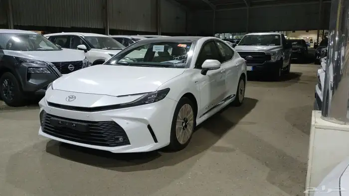 كامري Le هايبرد 2025 جديد 2