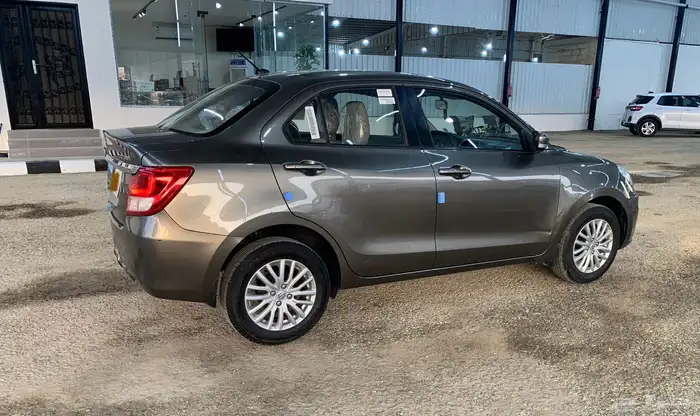 للبيع سوزوكي ديزاير 2023 منوة المستخدم 3