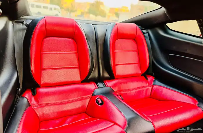 موستنج ((2015))ايكو بوست بحاله ممتازه 4