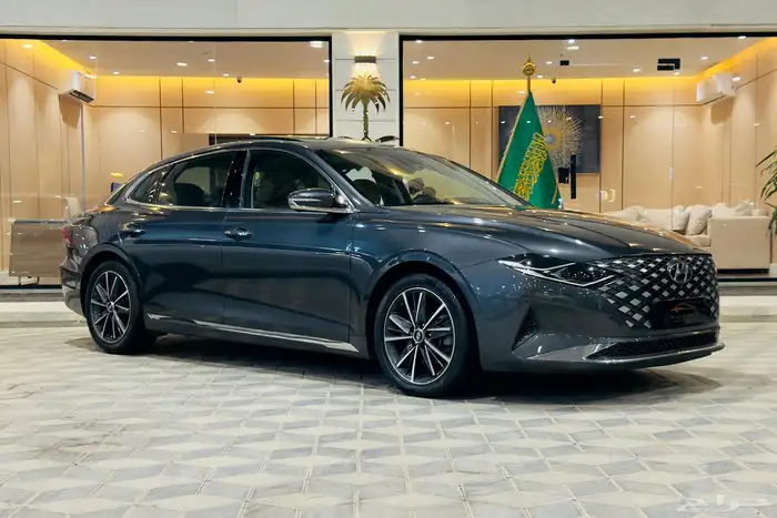 ازيرا فل كامل بطاقه جمركيه نظيف جدا 1