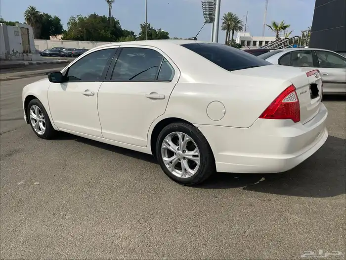 فورد فيوجن 2012 نظيفة تنفع للسواقين والطلاب 3