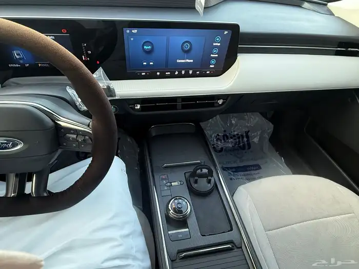 فورد توروس 2023 برقم مميز 11