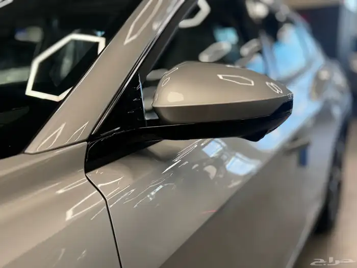 دونج فينج ميج E2 لكجري 2026 نص فل 9