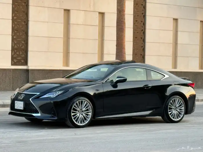 لكزس RC 350 موديل 2023 فل كامل ممشى 16 الف تشيكات وكاله 5