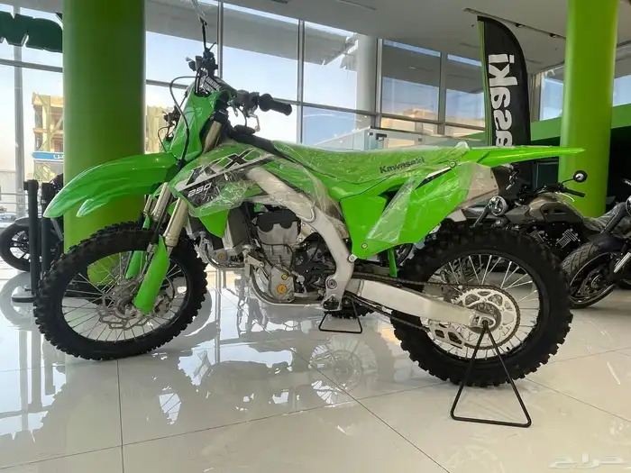 كاوساكي صحراوي KX 250 2024 0