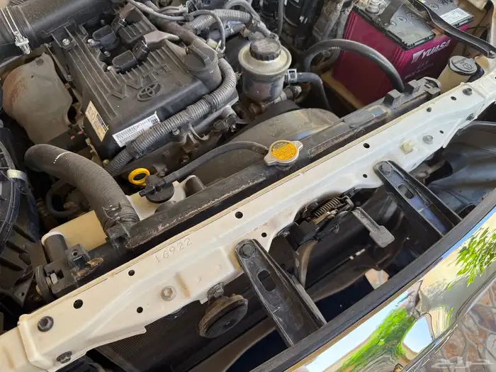 هايلوكس دبل غمارتين المديل 2012 قير عادي خليجي وكالة 92