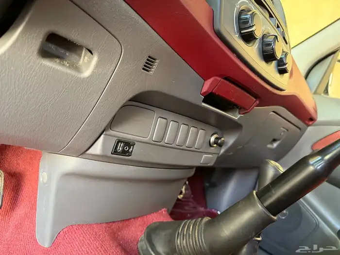 هايلوكس دبل غمارتين المديل 2012 قير عادي خليجي وكالة 38