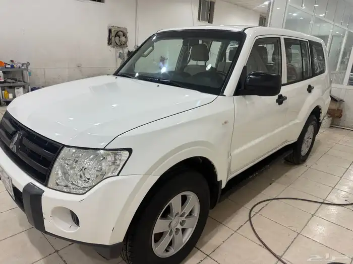 للبيع باجيرو قير عادي مكينه3800 1