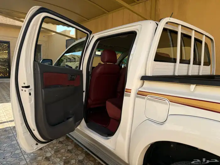 هايلوكس دبل غمارتين المديل 2012 قير عادي خليجي وكالة 49