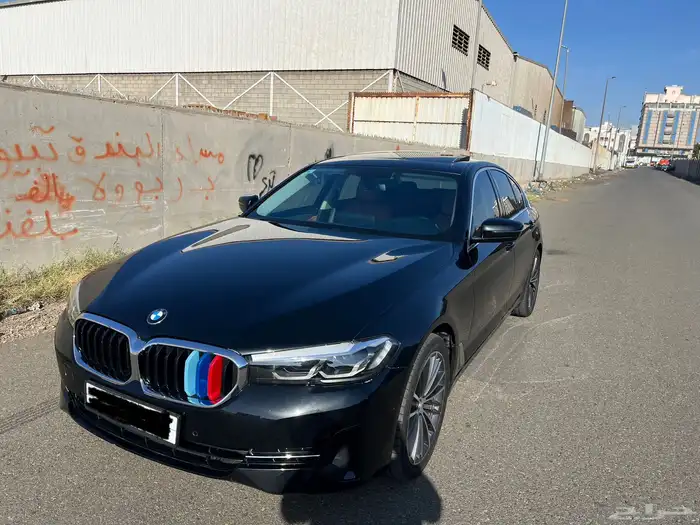 بي ام دبليو 520i للبيع 2022 1