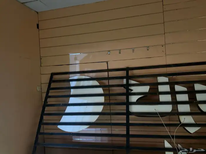 خشب ورفوف محل زينة أو جوالات تخفيضات 0