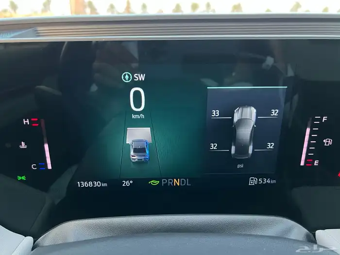 فورد تورس تيتانيوم (تم البيع). 30