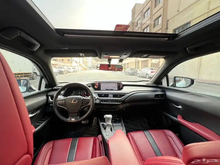 لكزس UX200م ديل 2019 فل 35