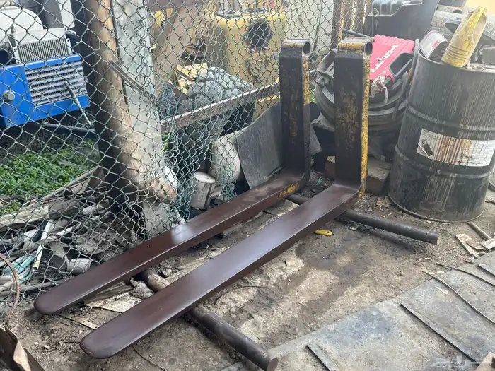 شوكية رافعة سبعة طن كاتر بيلر ورفعة دوسان 0