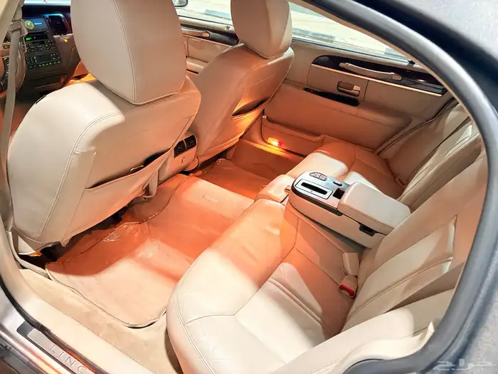 لنكون تاون كار 2011 مخزن 25