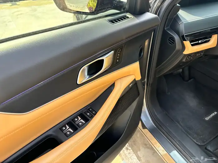 شانجان UNI-K 2025فل كامل بانوراما مقاعد جلد 16